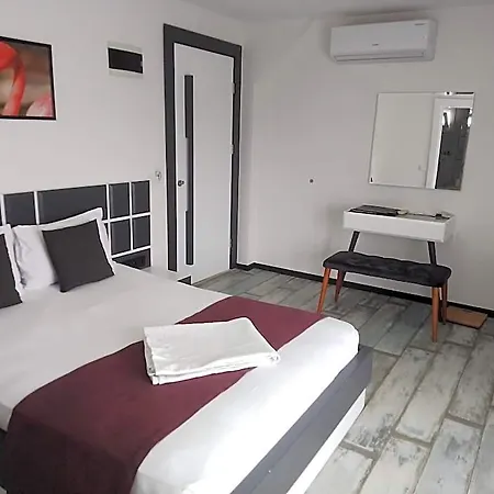 Hotel Wb Weekend And Gümbet