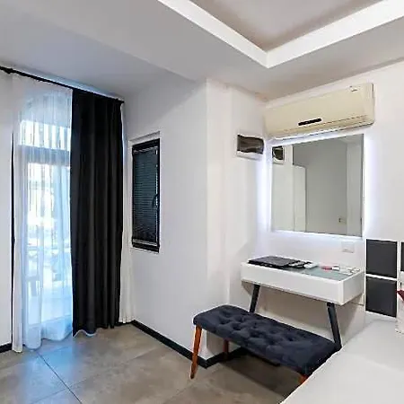 Hotel Wb Weekend And 3*