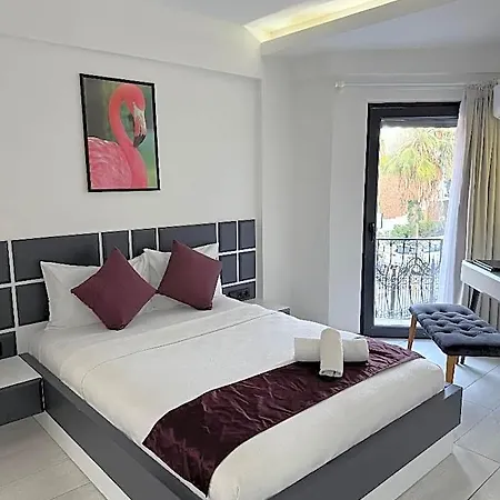 Wb Weekend And Hotel Gümbet